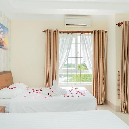 Sun & Sea Hotel Duong Dong Exterior foto