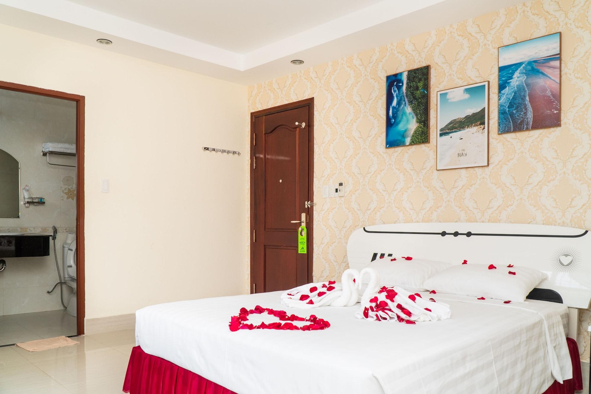 Sun & Sea Hotel Duong Dong Exterior foto