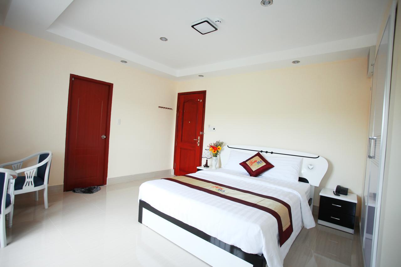 Sun & Sea Hotel Duong Dong Exterior foto