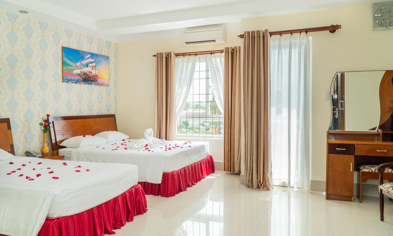 Sun & Sea Hotel Duong Dong Exterior foto