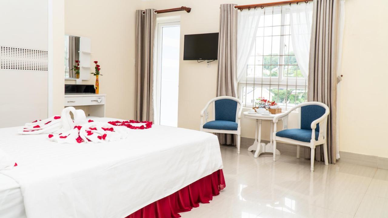 Sun & Sea Hotel Duong Dong Exterior foto